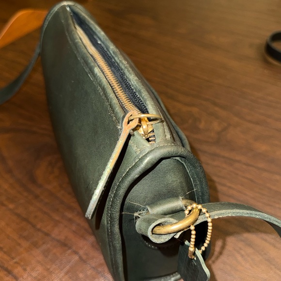 Vintage Coach Austin Bag - Picture 7 of 10